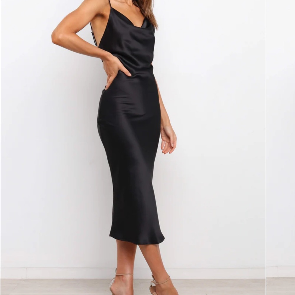 Petal and Pup Persia dress black size 2